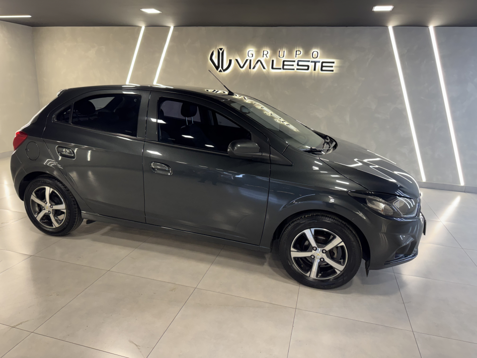 ONIX HATCH LTZ 1.4 FLEX MODELO 2019